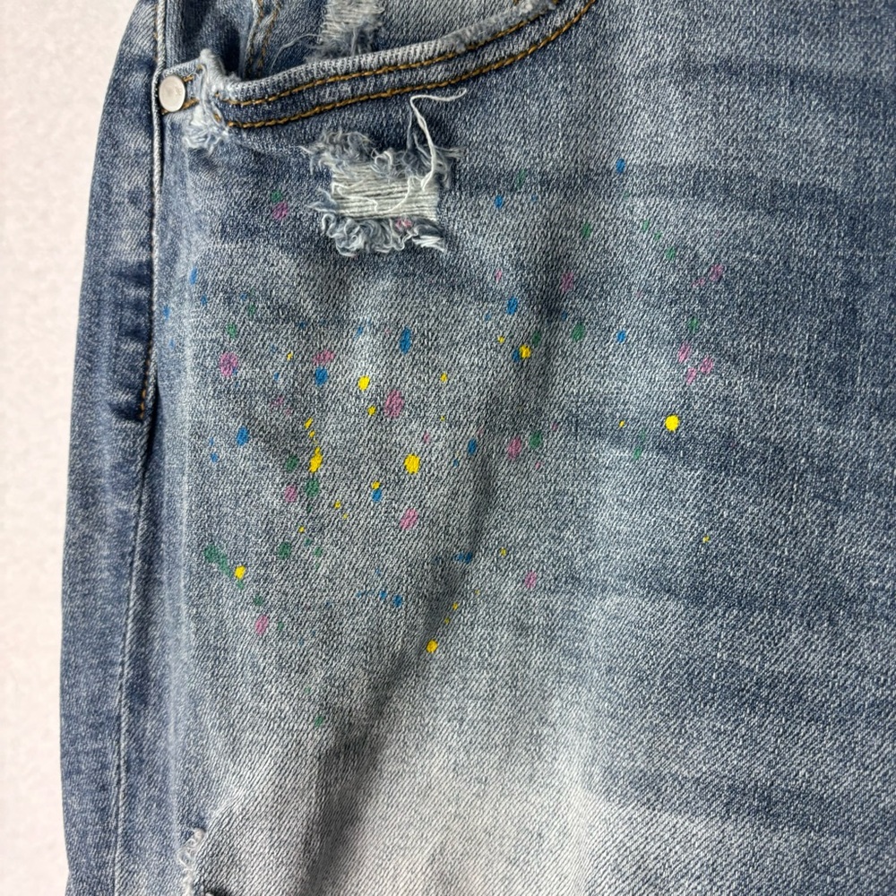 Judy Blue Boyfriend Fit Women’s Jeans 16W. Splatter paint accent. Distressed. - Picture 4 of 11